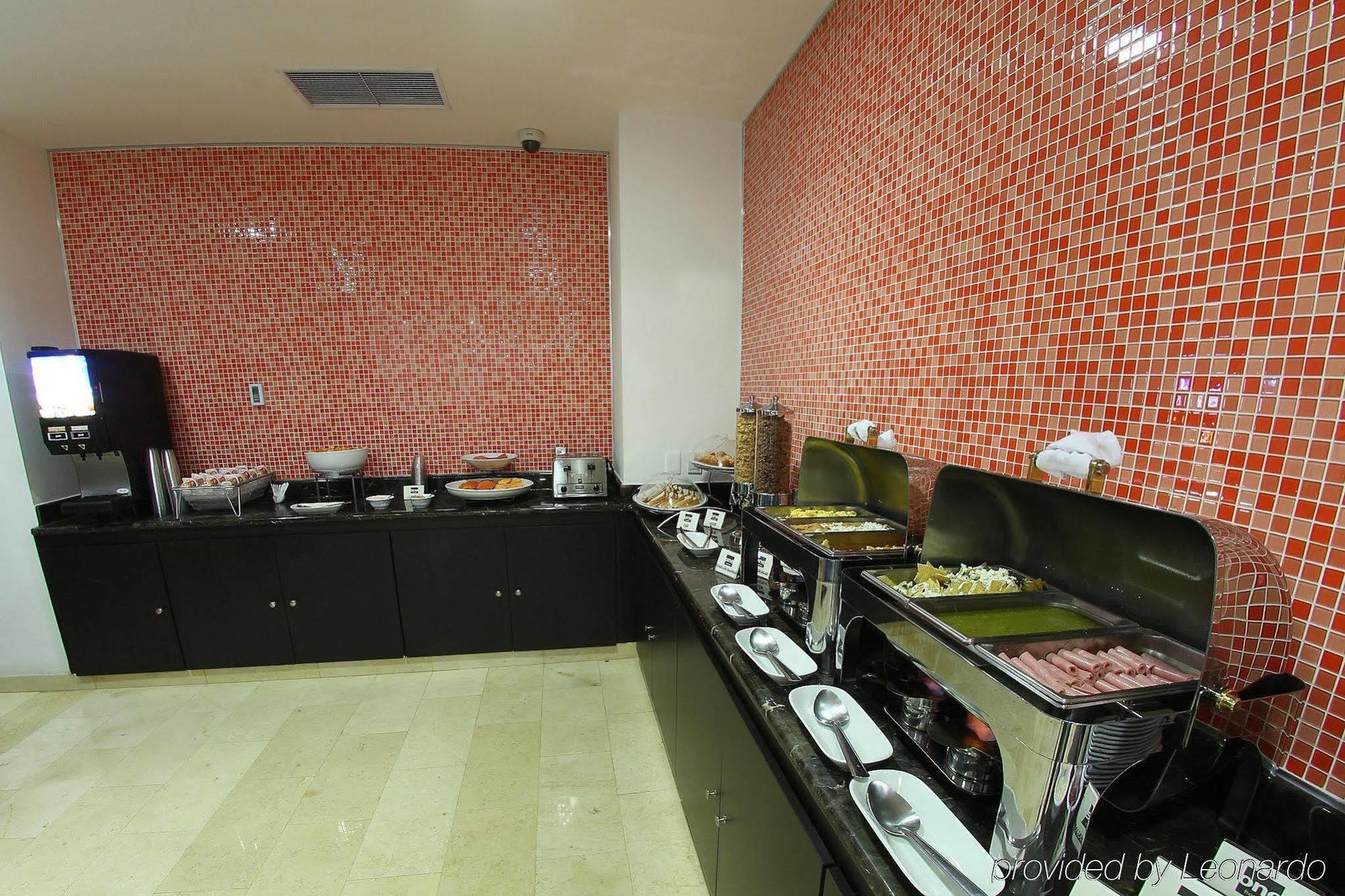 One Culiacan Forum Restaurant photo